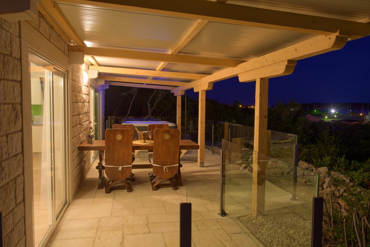 Holiday Homes Kanajt Punat Dış mekan fotoğraf