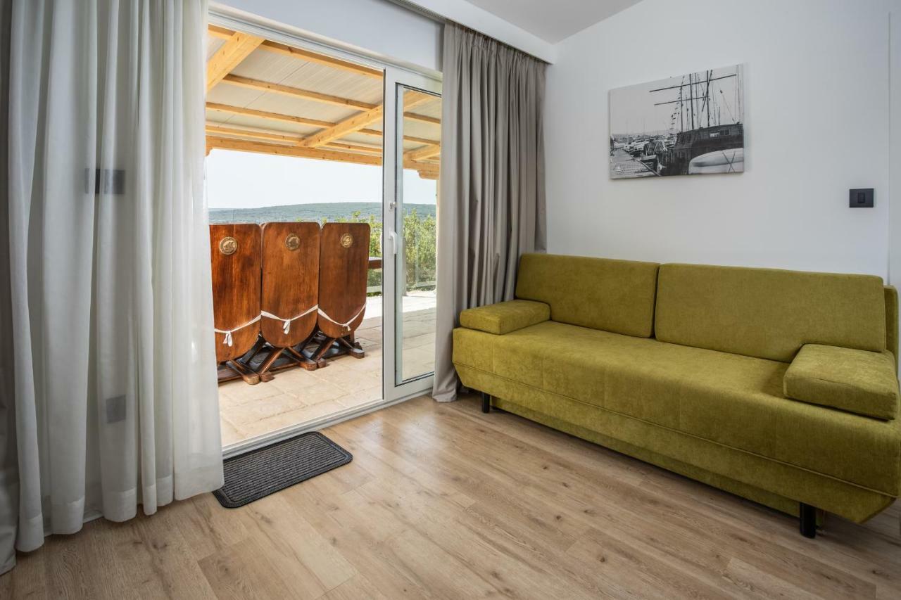 Holiday Homes Kanajt Punat Dış mekan fotoğraf